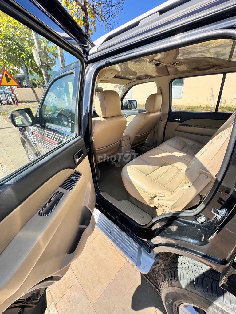 Ford Everest 2014 2.5L 4x4 MT - 150 km. Mua bán Ô tô tại Thành phố Pleiku Gia Lai được đăng bởi Ông Đặng hình 4