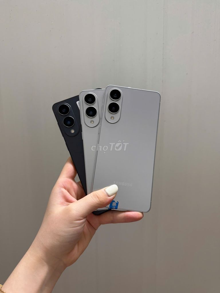 Samsung S25 Edge 512GB zin đẹp BH 1 đổi 1. Mua bán Điện thoại tại Quận Cầu Giấy Hà Nội được đăng bởi Henry Shop hình 1