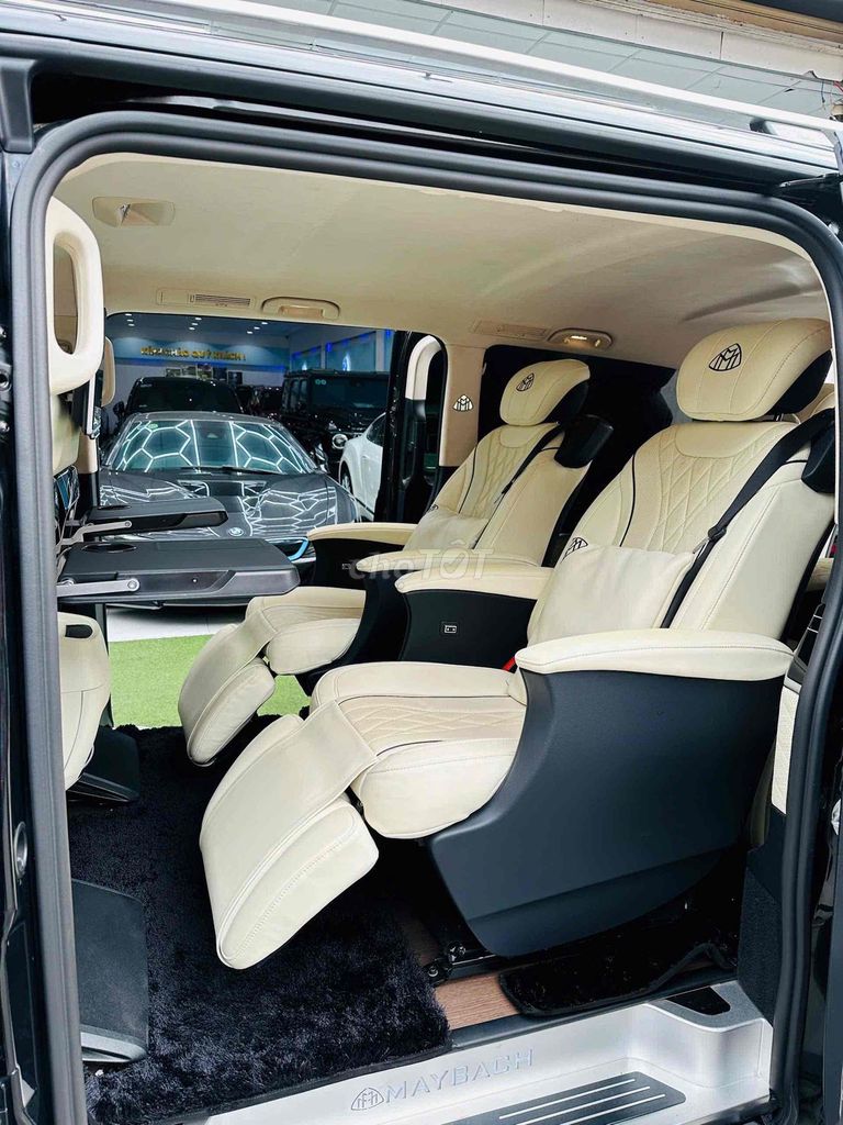 Mercedes Benz  V250 Up full maybach model 2022. Mua bán Ô tô tại Quận 8 Tp Hồ Chí Minh được đăng bởi Hồng Phúc hình 5
