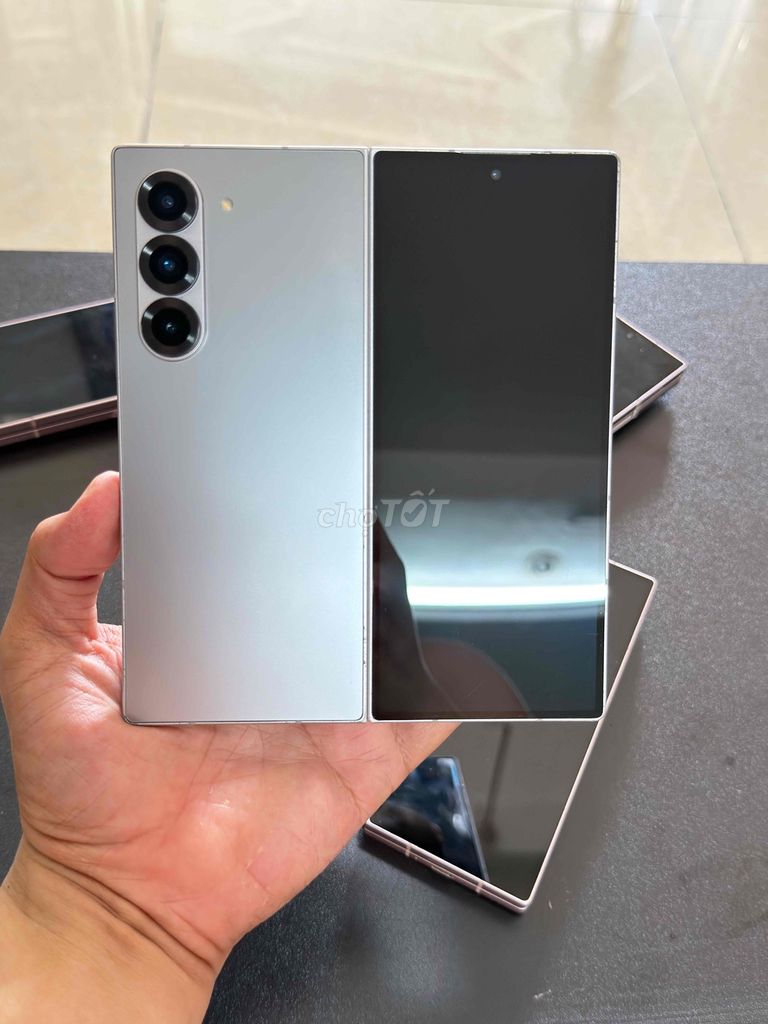 Samsung Galaxy Z Fold6 VN 512GB Silver. Mua bán Điện thoại tại Quận 5 Tp Hồ Chí Minh được đăng bởi Gia Bảo hình 1