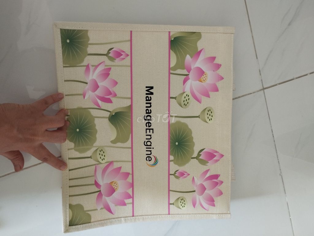 Túi xách Nữ Sợi tự nhiên Kem Hoa sen. Mua bán Túi xách tại Quận 8 Tp Hồ Chí Minh được đăng bởi Chị hạnh hình 1