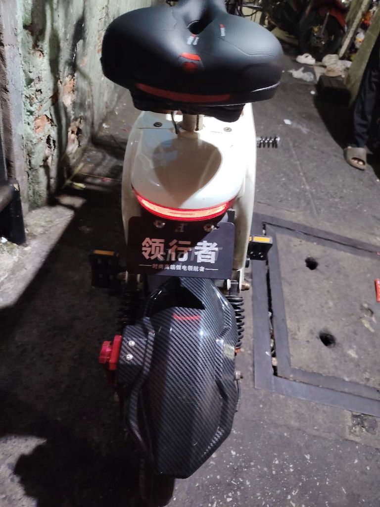 Xe đạp điện Mini Nhật Bản Trắng. Mua bán Xe điện tại Quận 4 Tp Hồ Chí Minh được đăng bởi A út  hình 5