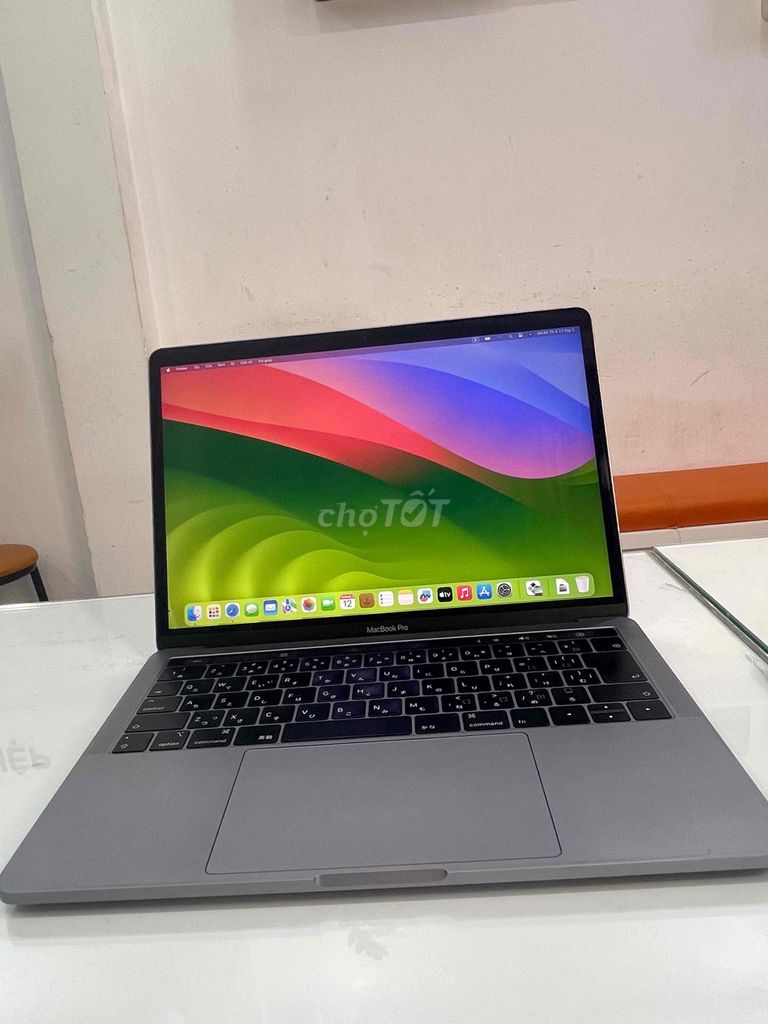 Macbook PRO 2020 Máy zin đẹp 99%. Mua bán Laptop tại Quận 10 Tp Hồ Chí Minh được đăng bởi Thanh Lý Đồ Cũ hình 2