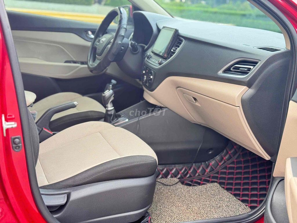 Hyundai Accent 2023 г.в., родной мотор и коробка, герметик, от собственника