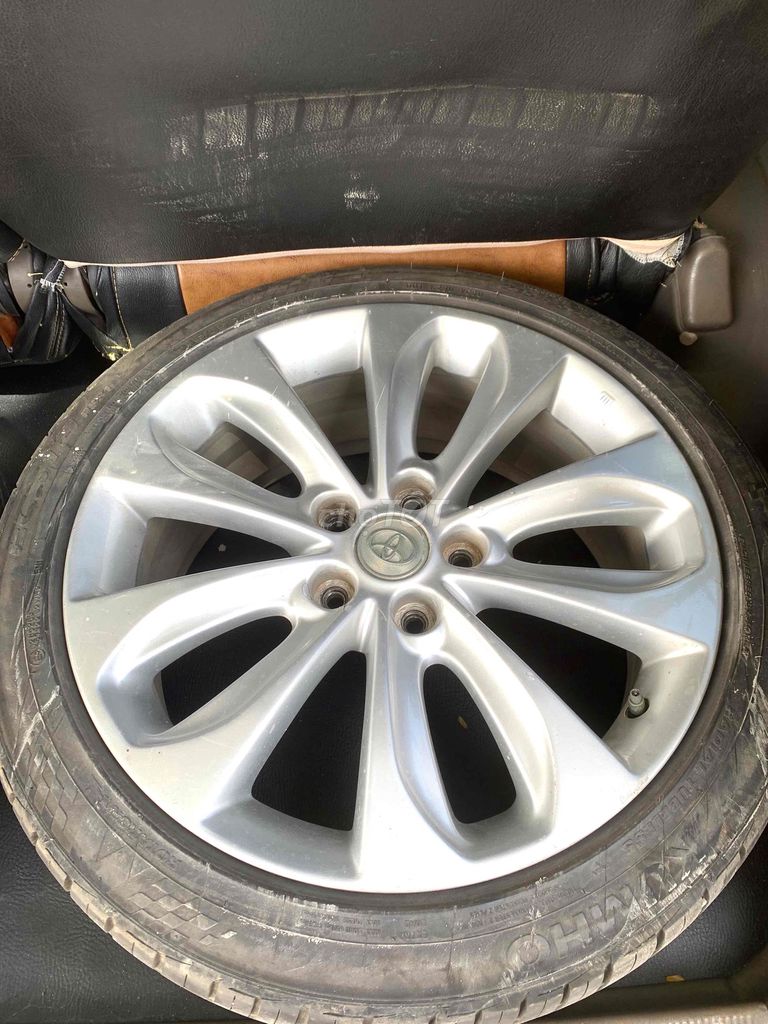 Bộ mâm R18 màu Bạc, hợp kim  Đã qua sử dụng. Mua bán Phụ tùng xe tại Thành phố Phan Thiết Bình Thuận được đăng bởi Phan Đình Thắng hình 5