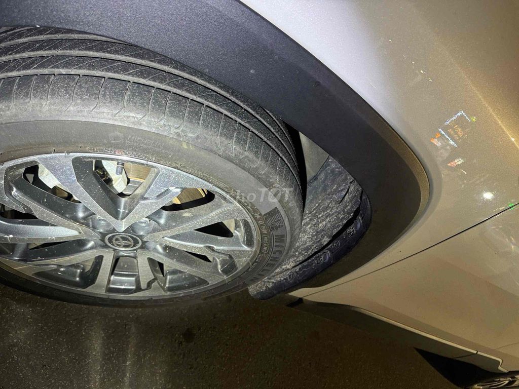 Toyota Corolla Cross 2023 1.8V - 30000 km. Mua bán Ô tô tại Thành phố Thủ Đức Tp Hồ Chí Minh được đăng bởi Tạ Quốc Công hình 2