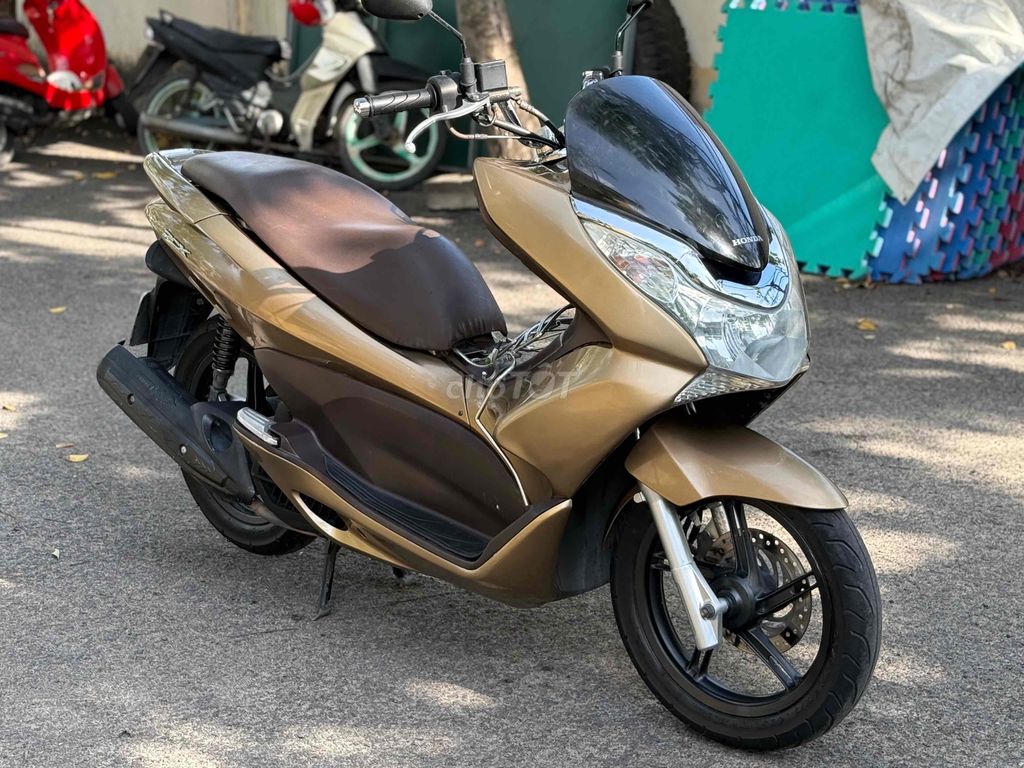 BÁN THANH LÝ PCX 2012 BSTP