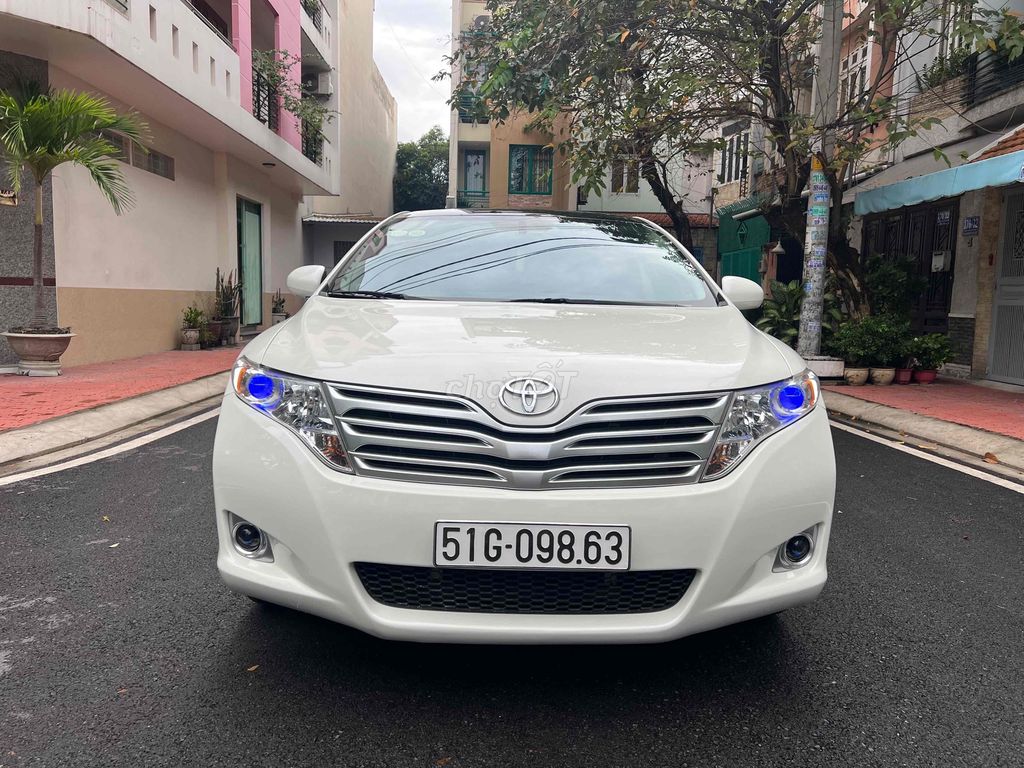 Toyota Venza 2009 Trắng - 96000km. Mua bán Ô tô tại Quận 8 Tp Hồ Chí Minh được đăng bởi Sang giau hình 1
