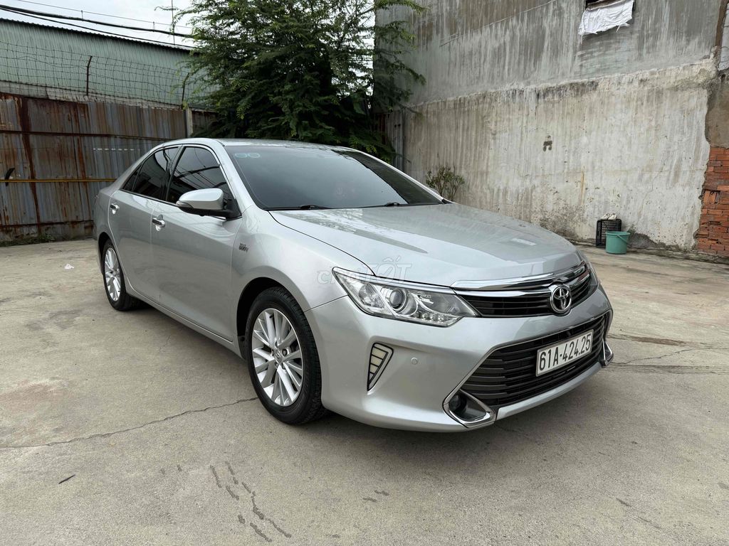 Toyota Camry 2015 2.5G - 92000 km. Mua bán Ô tô tại Quận Bình Tân Tp Hồ Chí Minh được đăng bởi Nguyễn Tấn Nghiêm hình 1