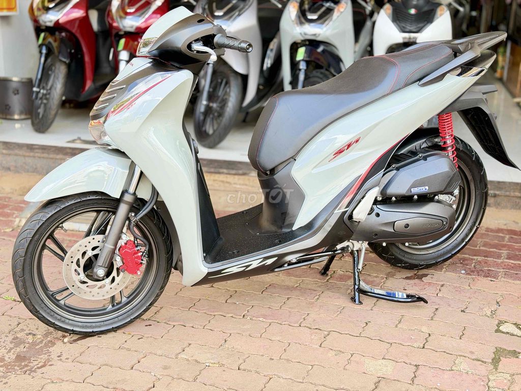 SH 2023 XÁM XI MĂNG, XE ĐẸP KENG !. Mua bán Xe máy tại Thành phố Buôn Ma Thuột Đắk Lắk được đăng bởi CẦM ĐỒ TUẤN ĐẠT hình 3