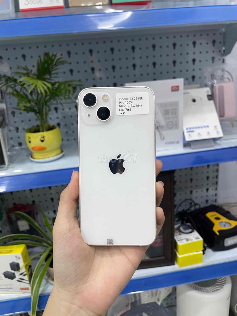 iPhone 13 256GB quốc tế KH/A Trắng. Mua bán Điện thoại tại Huyện Hóc Môn Tp Hồ Chí Minh được đăng bởi Luân Hoài hình 1