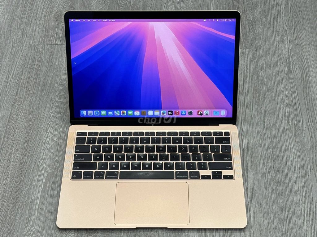 Macbook Air 13 inch M1 8G / SSD 256GB 98% giá tốt. Mua bán Laptop tại Quận Tân Bình Tp Hồ Chí Minh được đăng bởi Nguyễn Chí Ái hình 1