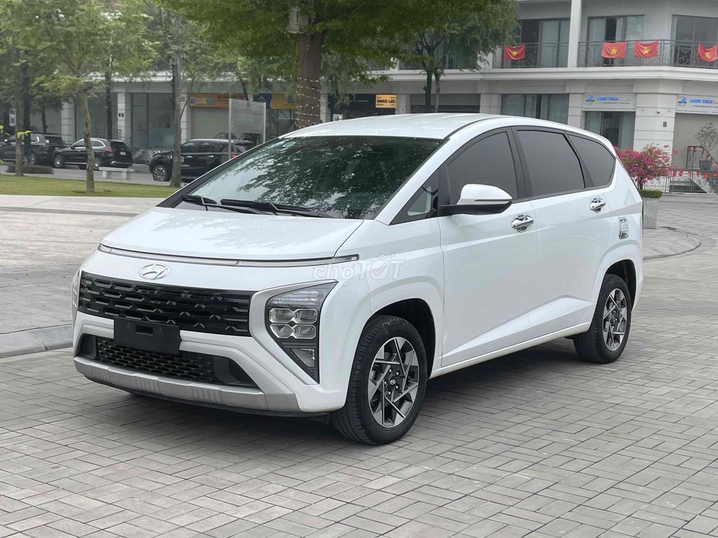 Cần Bán Hyundai Stargazer 2022 1.5 Cao cấp nhất. Mua bán Ô tô tại Quận Hoàng Mai Hà Nội được đăng bởi Anh Tuy hình 3