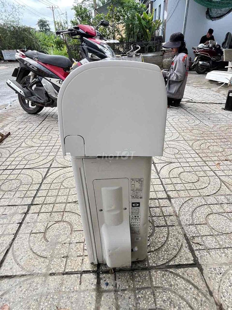 Máy lạnh nội địa Toshiba inverter 1hp mới 90%. Mua bán Máy lạnh, điều hoà tại Quận 7 Tp Hồ Chí Minh được đăng bởi Trần Kim Duyên hình 4