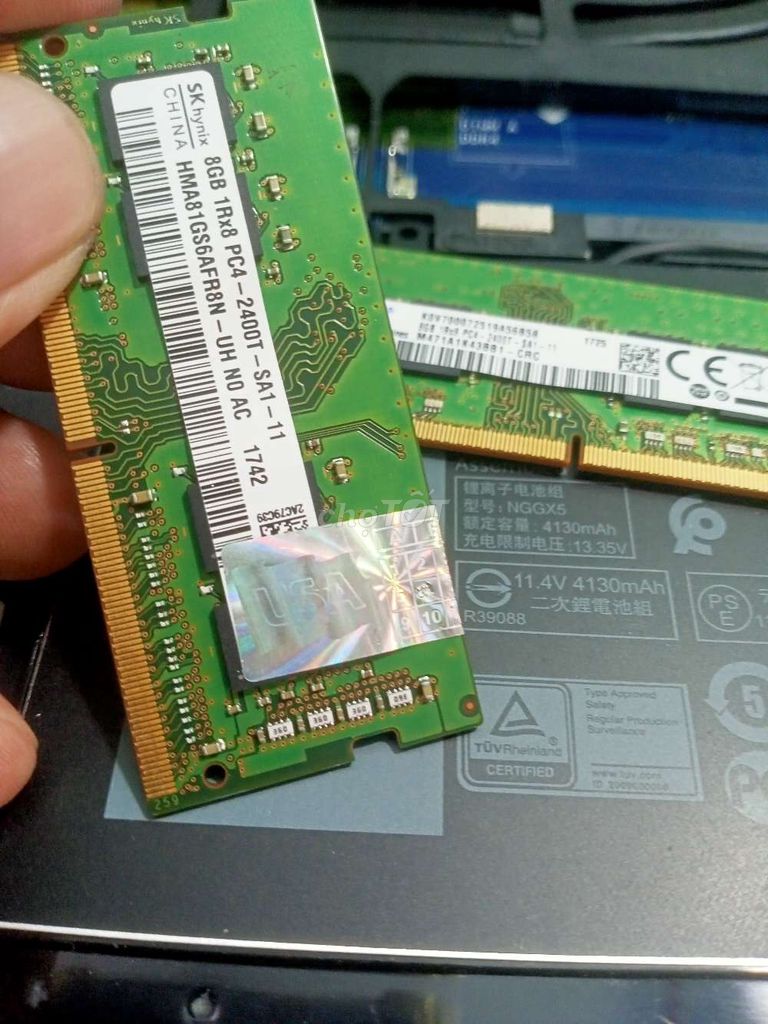 2 ram laptop 8g 2400