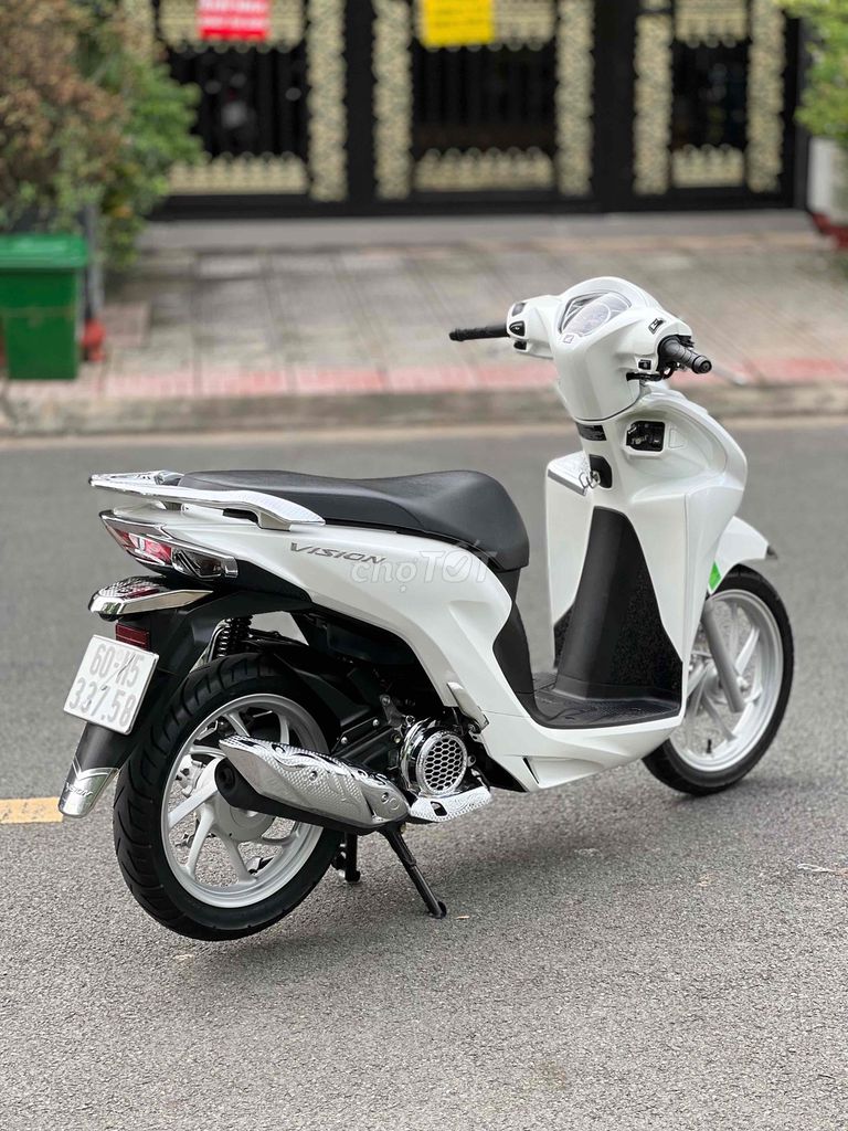 Honda Vision 2022 110cc Trắng Đen Bạc Có Trả Góp🎉🎉. Mua bán Xe máy tại Thành phố Biên Hòa Đồng Nai được đăng bởi Xe Máy Phát Đồng hình 3