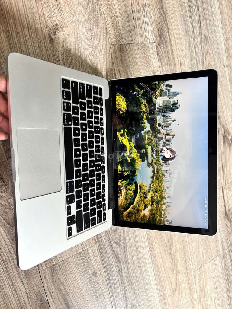 Apple MacBook Pro 2015 8GB/120GB Bạc. Mua bán Laptop tại Thành phố Thủ Đức Tp Hồ Chí Minh được đăng bởi Quang Duy hình 1