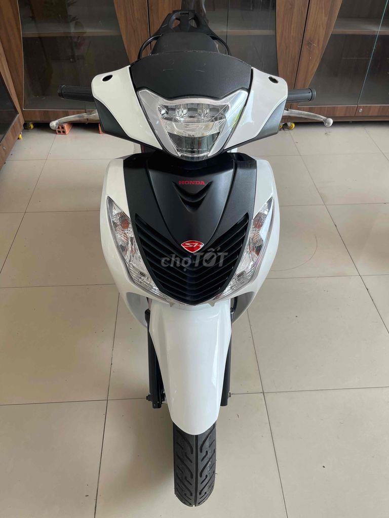 Dylan Úp Sh 2010 xe đẹp bs Vip 38.78. Mua bán Xe máy tại Thành phố Mỹ Tho Tiền Giang được đăng bởi Cầm Đồ Xe Máy thanh lý xe các loại hình 3