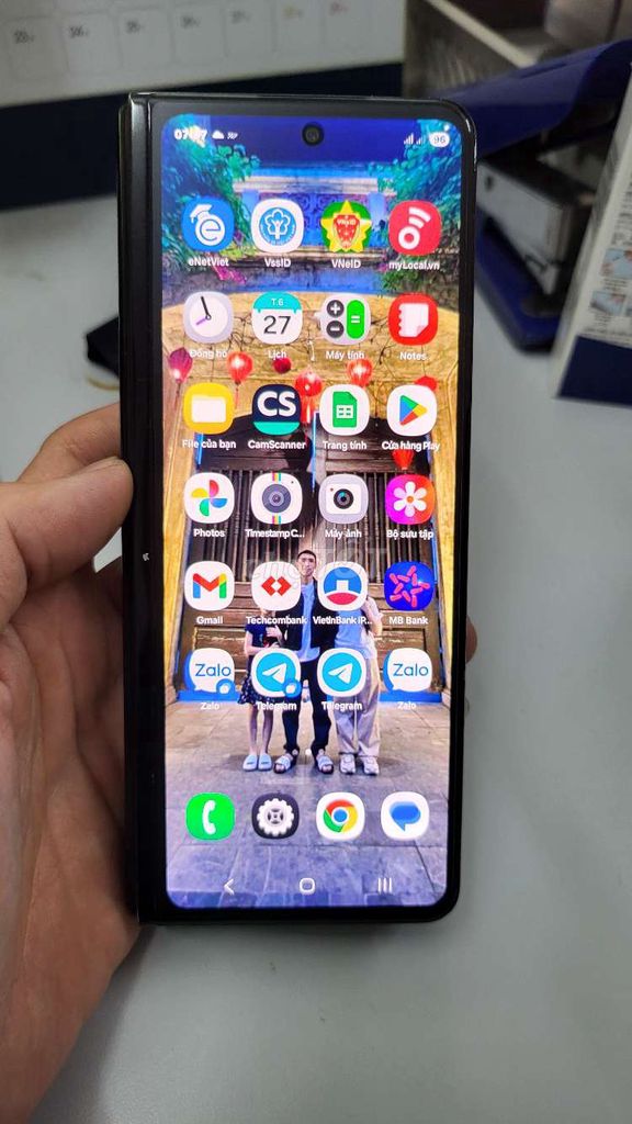 Z Fold 3 5G 12/256GB. Mua bán Điện thoại tại Quận Đống Đa Hà Nội được đăng bởi Central Cee 3989 hình 1
