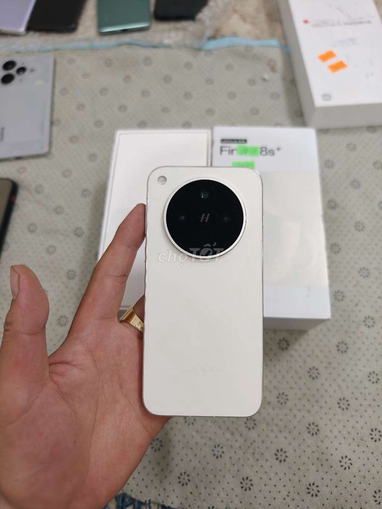 Oppo Find X8s+ 256GB Trắng. Mua bán Điện thoại tại Quận Tân Bình Tp Hồ Chí Minh được đăng bởi Nguyễn Thắng Mobile hình 1