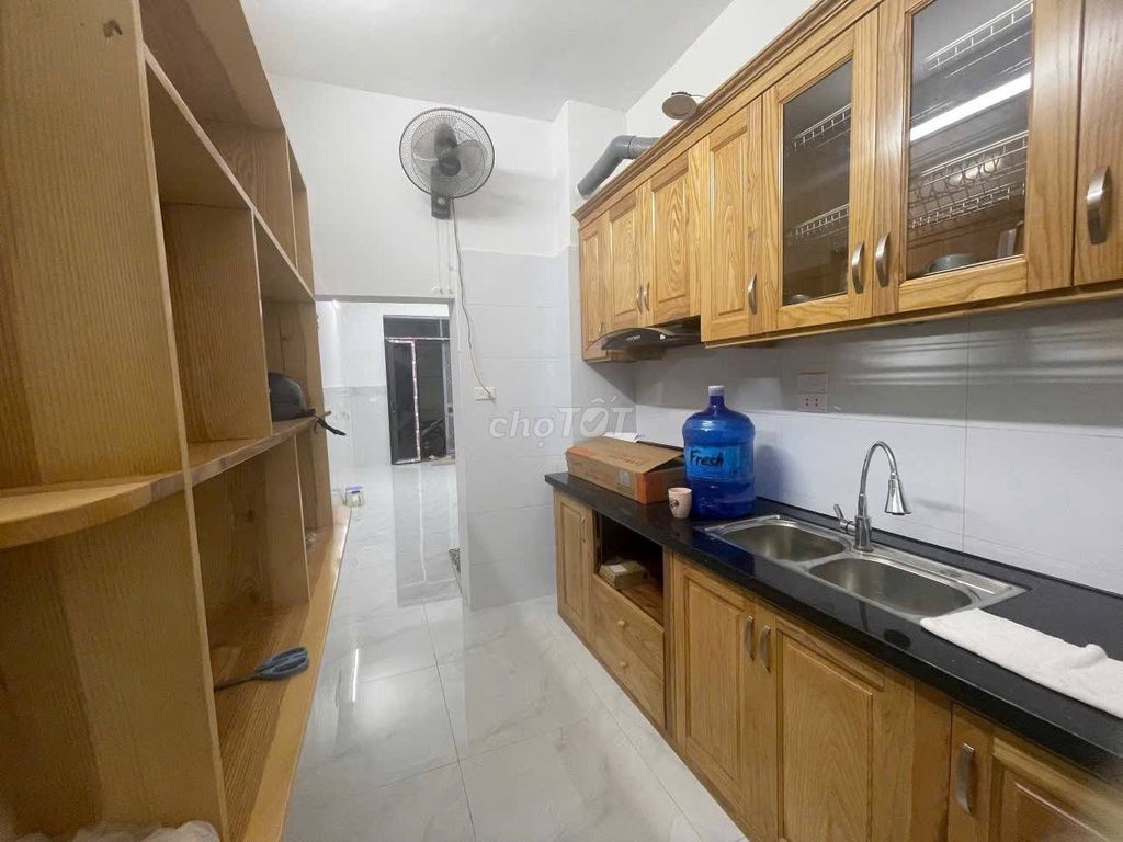 Дом в переулке 158 Ngoc Ha, Бадинь, 35м² х 4 этажа