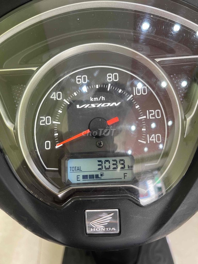 Vision xanh xà cừ smartkey bsđg VIP 50AD-99998. Mua bán Xe máy tại Quận 1 Tp Hồ Chí Minh được đăng bởi Tiến Nguyễn Q1 hình 4