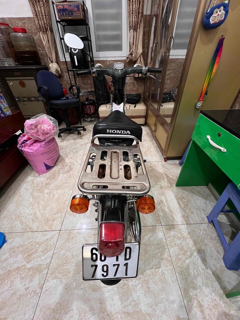 Để chật nhà nên bán. Mua bán Xe máy tại Thị xã Bến Cát Bình Dương được đăng bởi Nguyễn Trọng Hùng hình 2