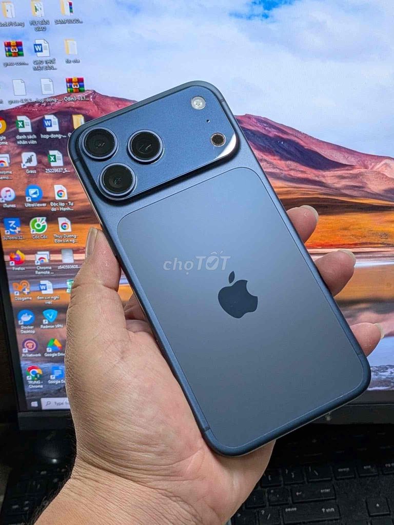 iPhone 17 Pro Max 1TB Xanh. Mua bán Điện thoại tại Thành phố Vũng Tàu Bà Rịa - Vũng Tàu được đăng bởi Bunny  hình 1