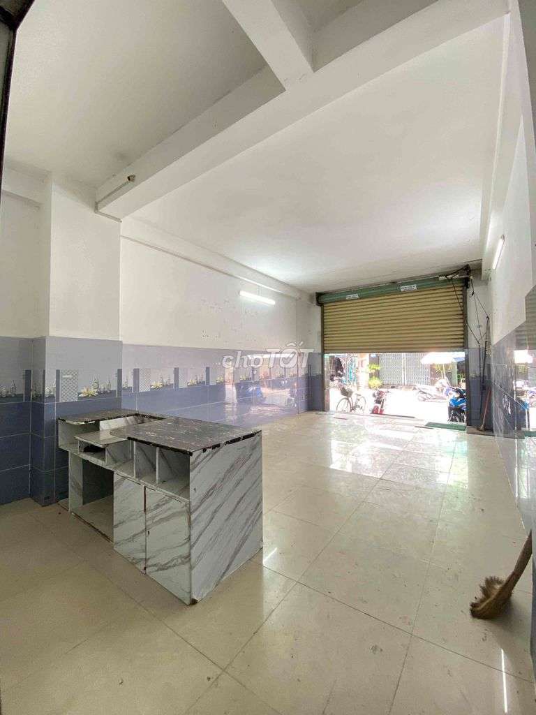 Rent · 4 bd · 60 м² · Quận 6, ул. Cư Xá Phú Lâm B