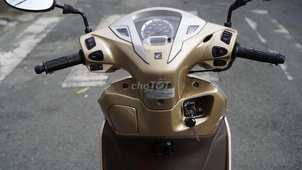 Honda Lead 125cc - 2017 - Biển SG Xe Chất. Mua bán Xe máy tại Quận Tân Phú Tp Hồ Chí Minh được đăng bởi Đỗ Hoàng hình 8