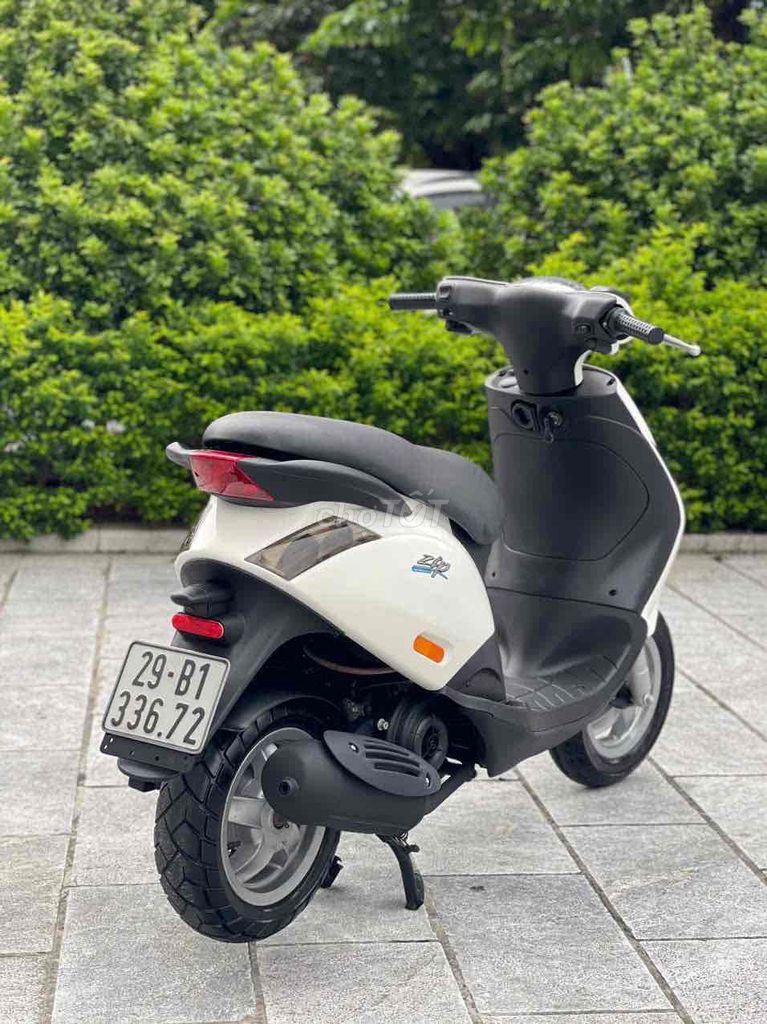 Zip 100 Việt 2014 màu trắng xe đẹp như mới. Mua bán Xe máy tại Quận Cầu Giấy Hà Nội được đăng bởi Anh Khoa hình 1