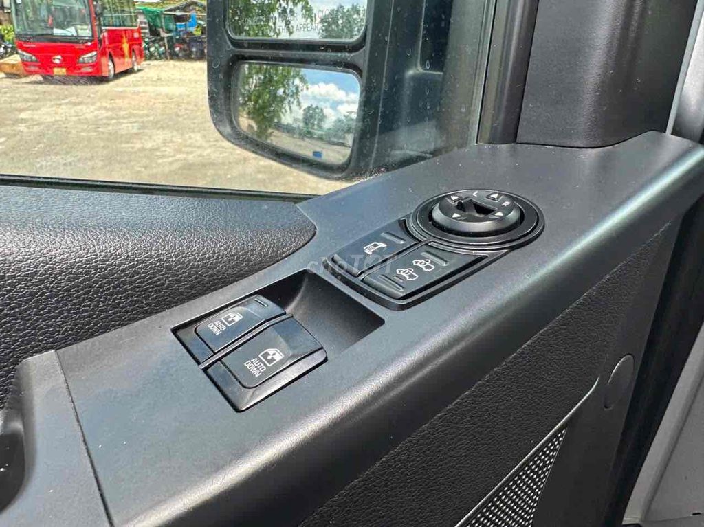 Hyundai Solati 2019 Bạc Cực Zin Đẹp. Mua bán Ô tô tại Huyện Bình Chánh Tp Hồ Chí Minh được đăng bởi XE CŨ CHÍNH HÃNG hình 11