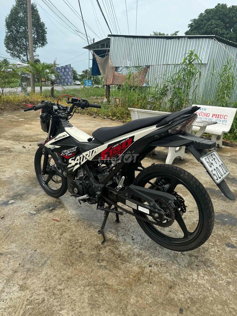 satria 68zz chính chủ bs 64. Mua bán Xe máy tại Huyện Trà Ôn Vĩnh Long được đăng bởi Vĩnh Lê Vĩnh hình 3