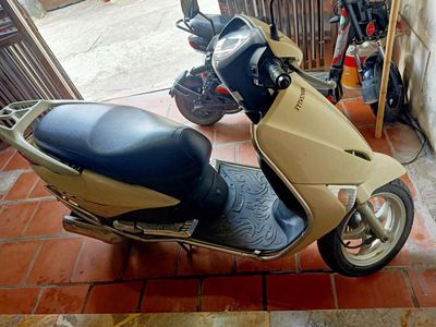 Thành lý xe Lead. Mua bán Xe máy tại Thành phố Phúc Yên Vĩnh Phúc được đăng bởi Quynh Phung Thi Anh