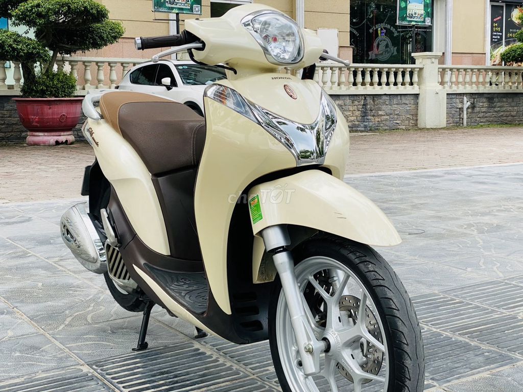 HONDA SH MODE 125 TIẾT KIỆM XĂNG MÁY BỀN CHẠY KHỎE. Mua bán Xe máy tại Quận Nam Từ Liêm Hà Nội được đăng bởi TRÍ KIÊN hình 3