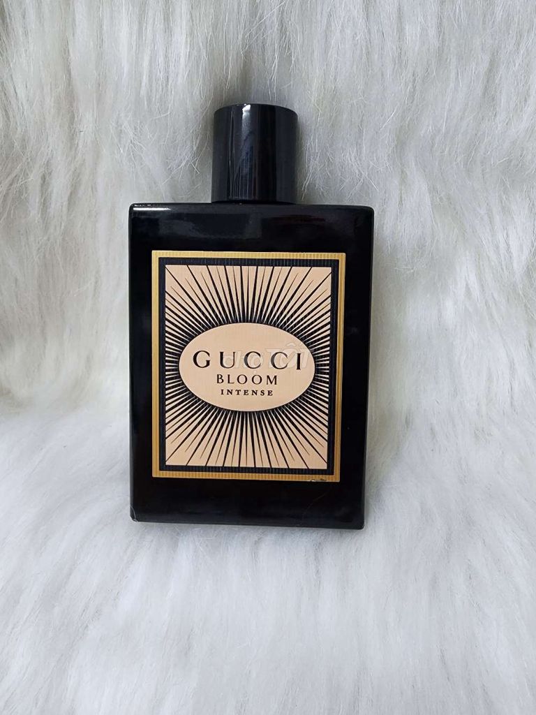 Gucci Bloom Intense mùi hương độc đáo và quyến rũ