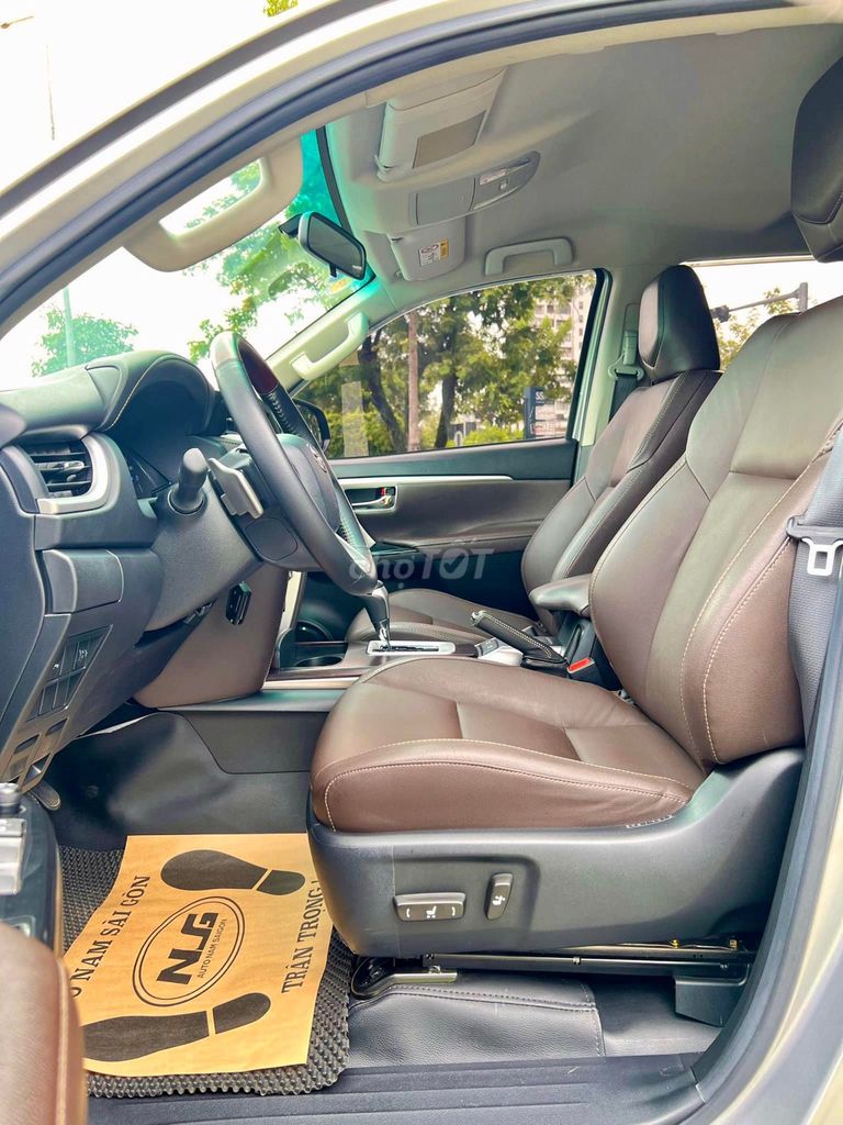 Toyota Fortuner 2019 2.4G 4x2 AT - 36,000 km cọp.. Mua bán Ô tô tại Thành phố Thủ Đức Tp Hồ Chí Minh được đăng bởi Đức Tứ Bánh hình 8