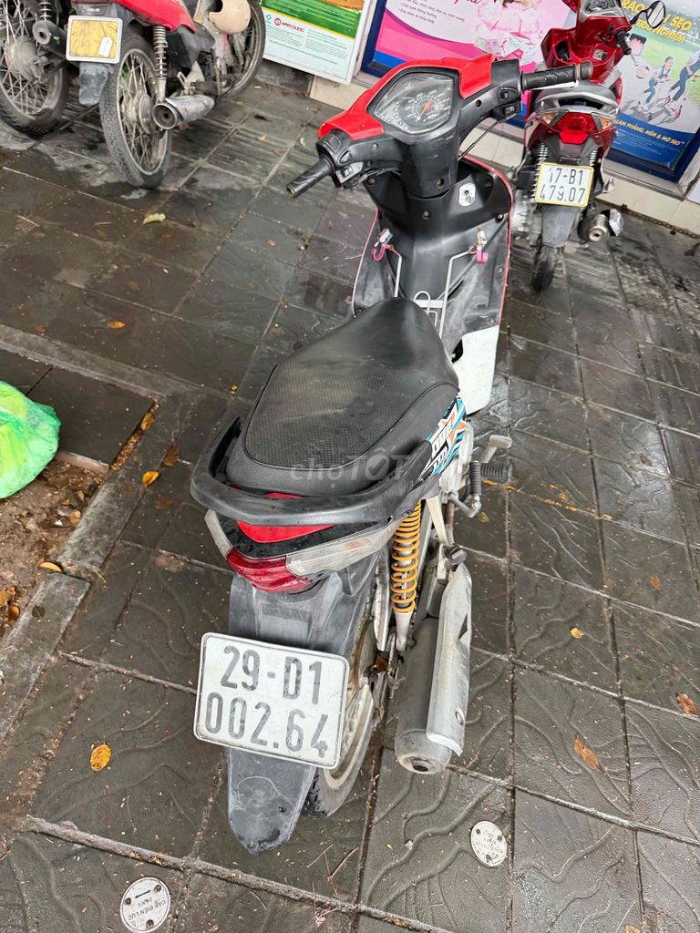 wave rsx cần bán ạ. Mua bán Xe máy tại Quận Hai Bà Trưng Hà Nội được đăng bởi Hưng Lee hình 3