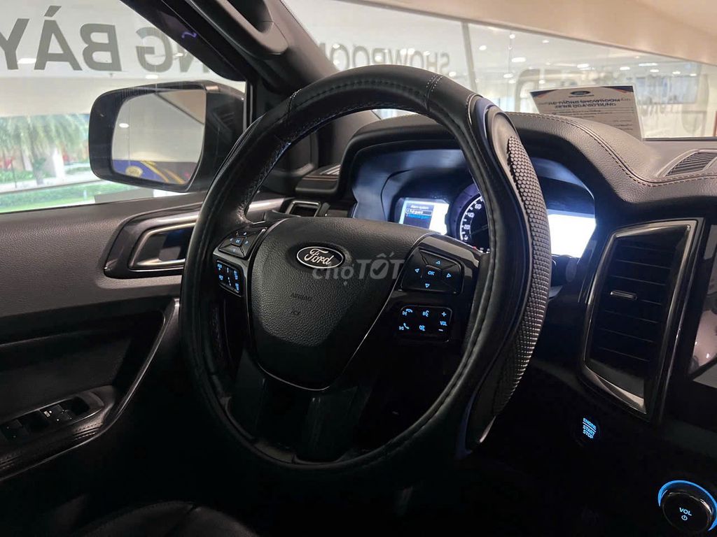 Ford Ranger 2020 Wildtrak 2.0L 4x4 Biturbo-98000km. Mua bán Ô tô tại Quận Tân Bình Tp Hồ Chí Minh được đăng bởi Thế Quang Sài Gòn Ford hình 2