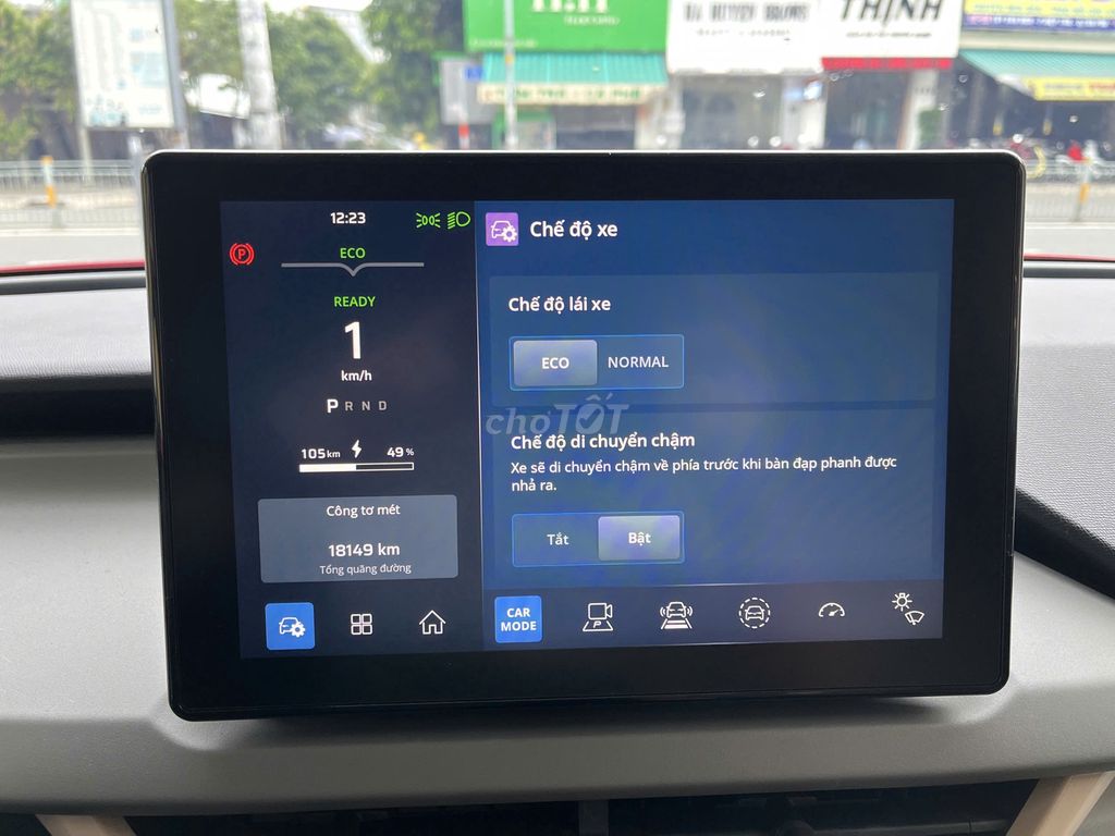 VINFAST VF3 MUA PIN 2025 XE GIA ĐÌNH NHIỀU ĐỒ CHƠI. Mua bán Ô tô tại Quận 8 Tp Hồ Chí Minh được đăng bởi Hiếu hình 17