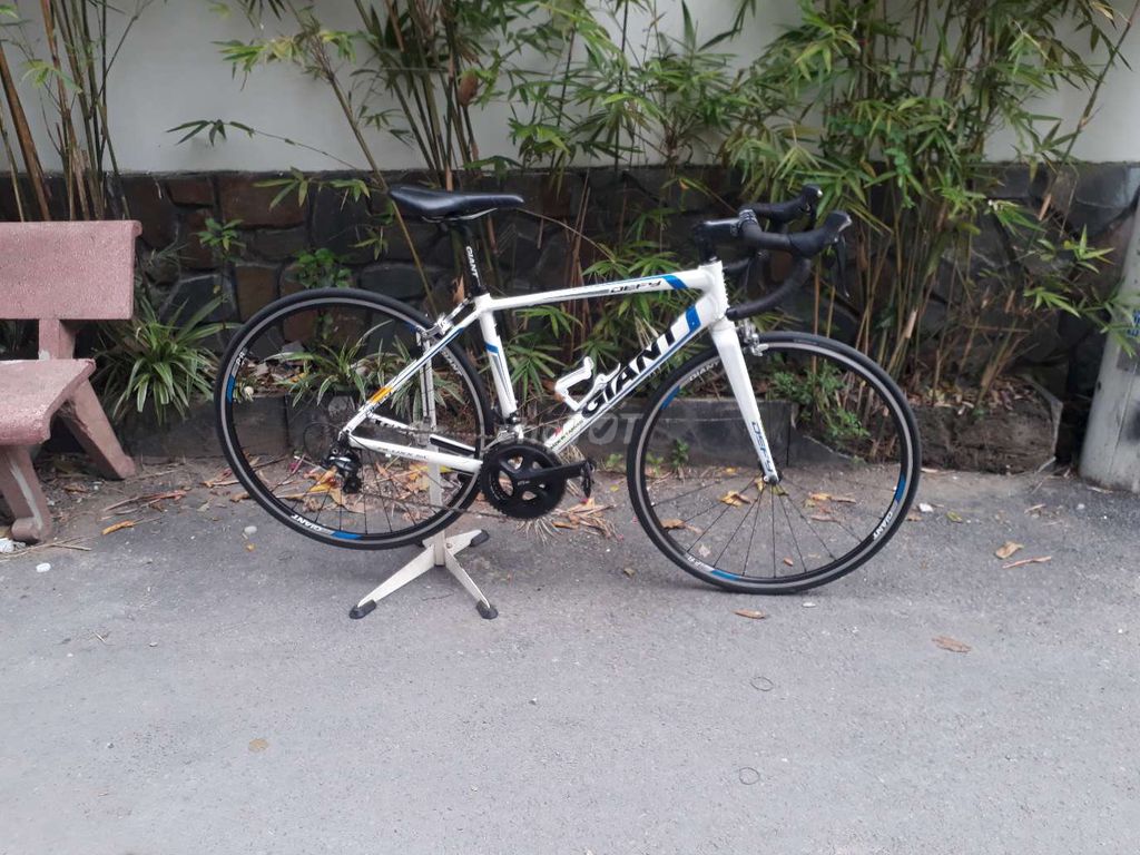 Xe GIANT PUỘC CARBON .SHIMANO ULTEGRA. Mua bán Xe đạp tại Quận 12 Tp Hồ Chí Minh được đăng bởi ngoc van nguyenn hình 1