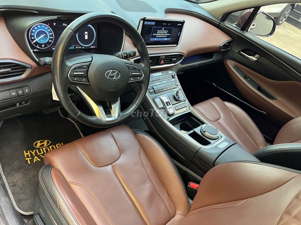HYUNDAI SANTAFE DẦU CAO CẤP 2023 XE GIA ĐÌNH LƯỚT. Mua bán Ô tô tại Quận 1 Tp Hồ Chí Minh được đăng bởi Hiếu hình 20