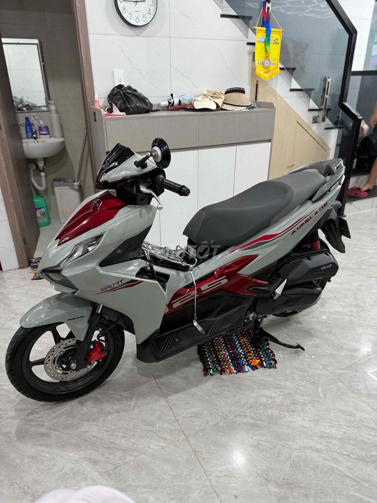 Honda Air Blade 125 2024 цементный серый