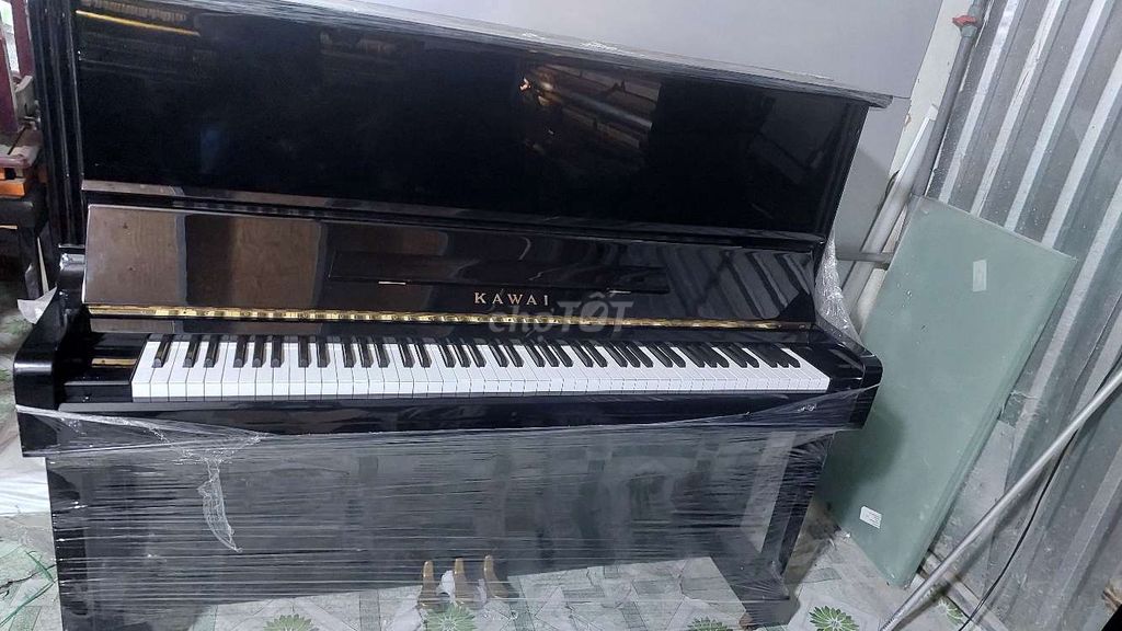 PIANO CƠ KAWAI BL31 đời cao dọn chỗ gấp