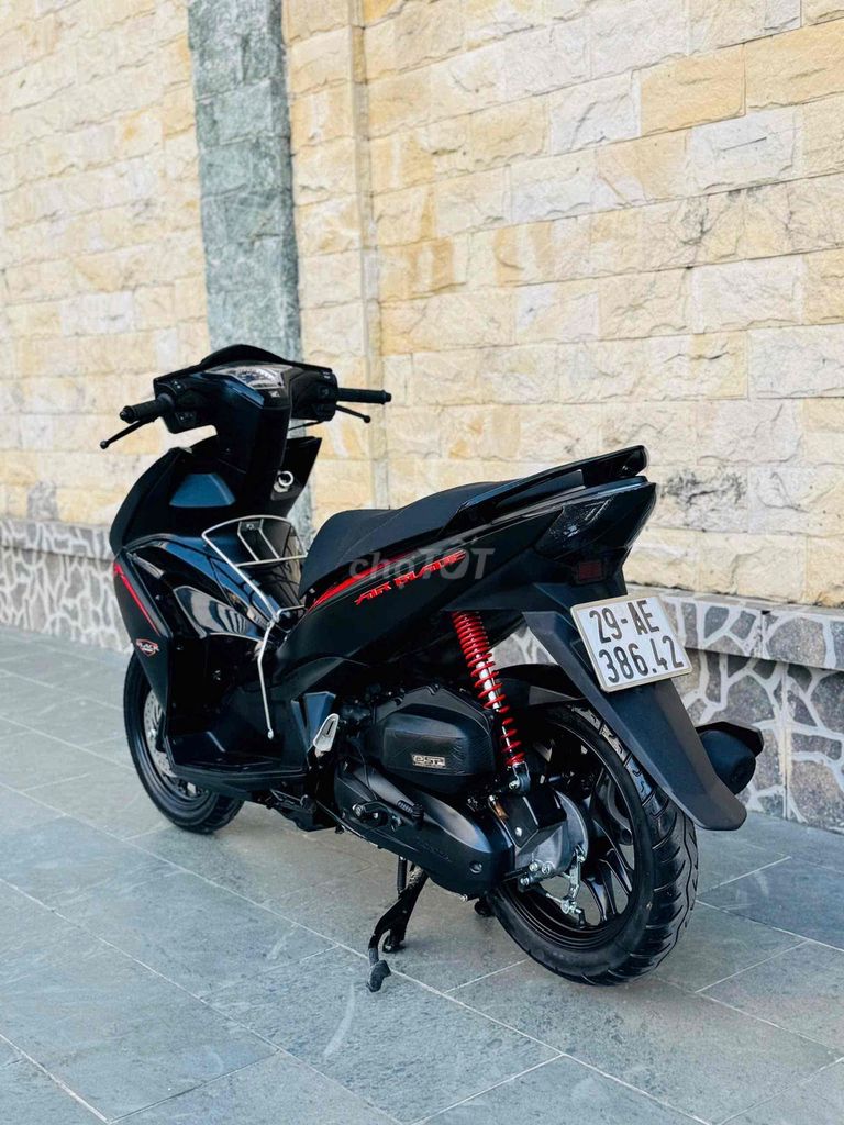Airblade 125fi đen nhám cuối 2015 sơn máy zin 100%. Mua bán Xe máy tại Quận Cầu Giấy Hà Nội được đăng bởi nguyễn bích thuỷ hình 12