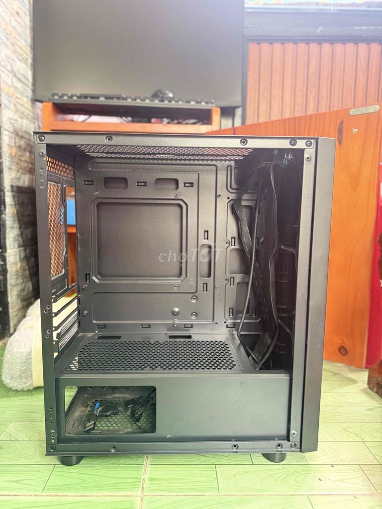 Vỏ case VSP Kính Đen đã qua sử dụng. Mua bán Linh kiện (RAM, Card...) tại Huyện Long Thành Đồng Nai được đăng bởi Ba Bảo Hân hình 1