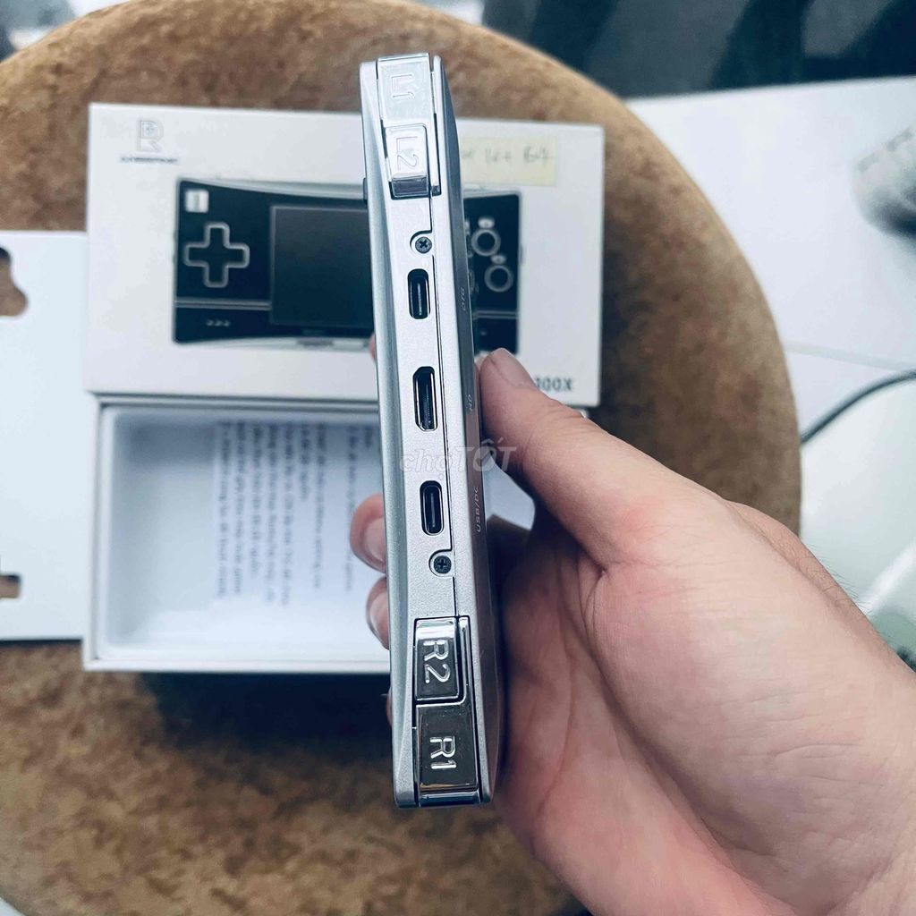 MÁY CHƠI GAME CẦM TAY ANBERNIC RG300X. Mua bán Thiết bị chơi game tại Quận 8 Tp Hồ Chí Minh được đăng bởi school stone hình 4