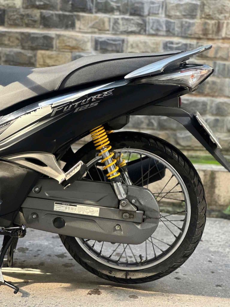 Xe Future 125 đời 2015 bstp chính chủ ký giấy. Mua bán Xe máy tại Quận 10 Tp Hồ Chí Minh được đăng bởi Xe cũ đẹp giá rẻ hình 5