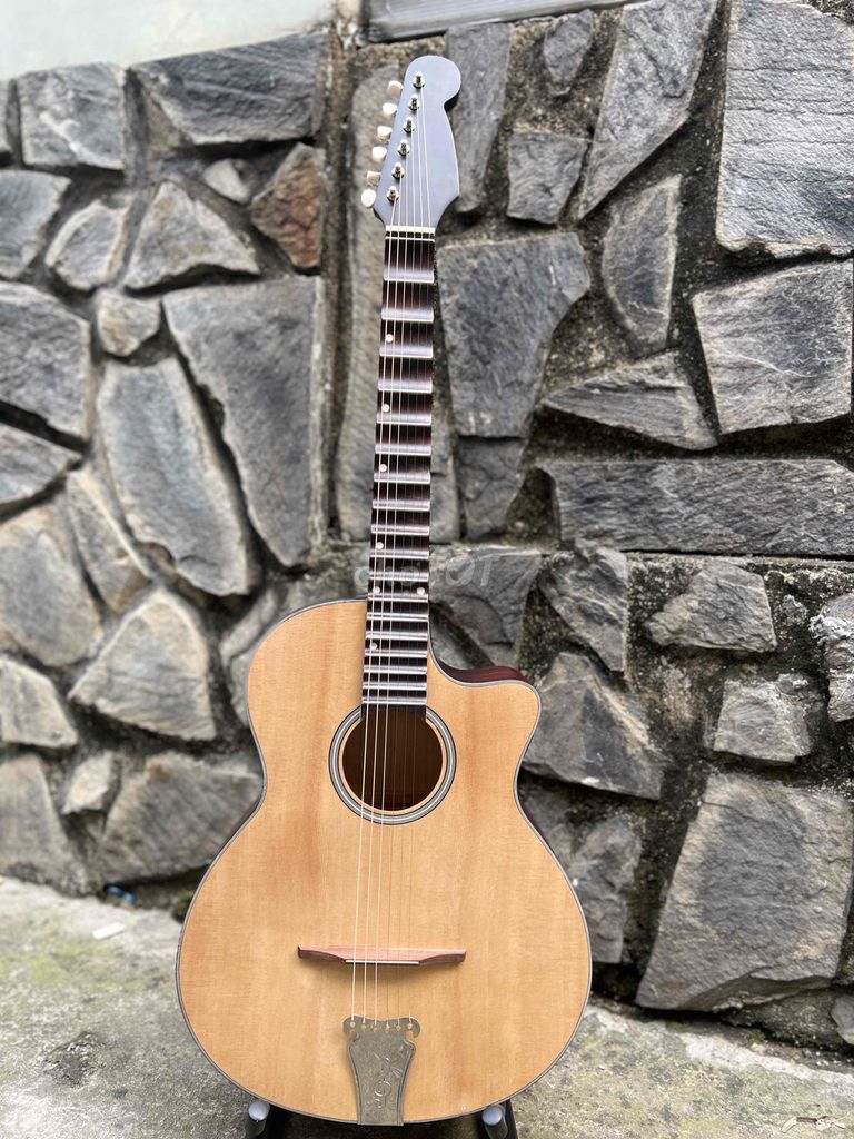 Guitar Phím Lõm Tân Cổ