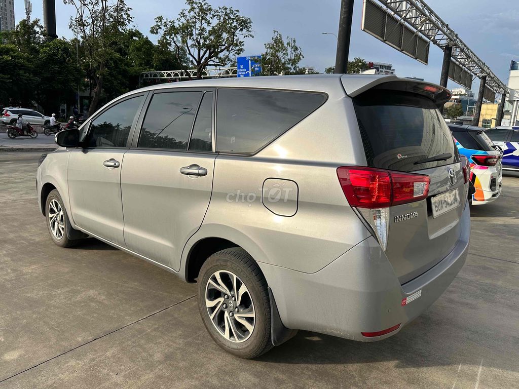 Toyota Innova 2024 E 2.0 MT - 34000 km xe đẹp. Mua bán Ô tô tại Quận Bình Thạnh Tp Hồ Chí Minh được đăng bởi phuongneo hình 8